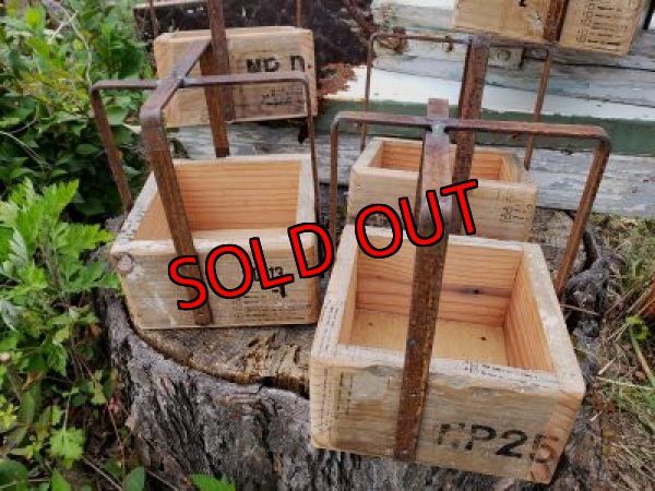 画像3: 贈り物木箱/中（正方形）〜工場のおじいさんシリーズ